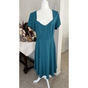 Torrid Size 2 (2X) Teal Fit & Flare Dress Sweetheart Neckline Short Sleeve Plus